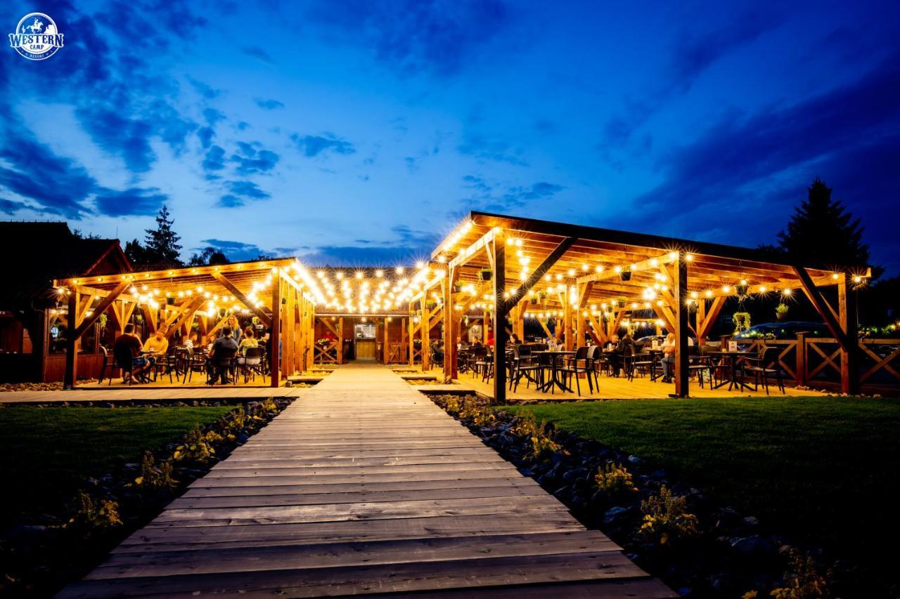 Western Camp Resort Zator Buitenkant foto