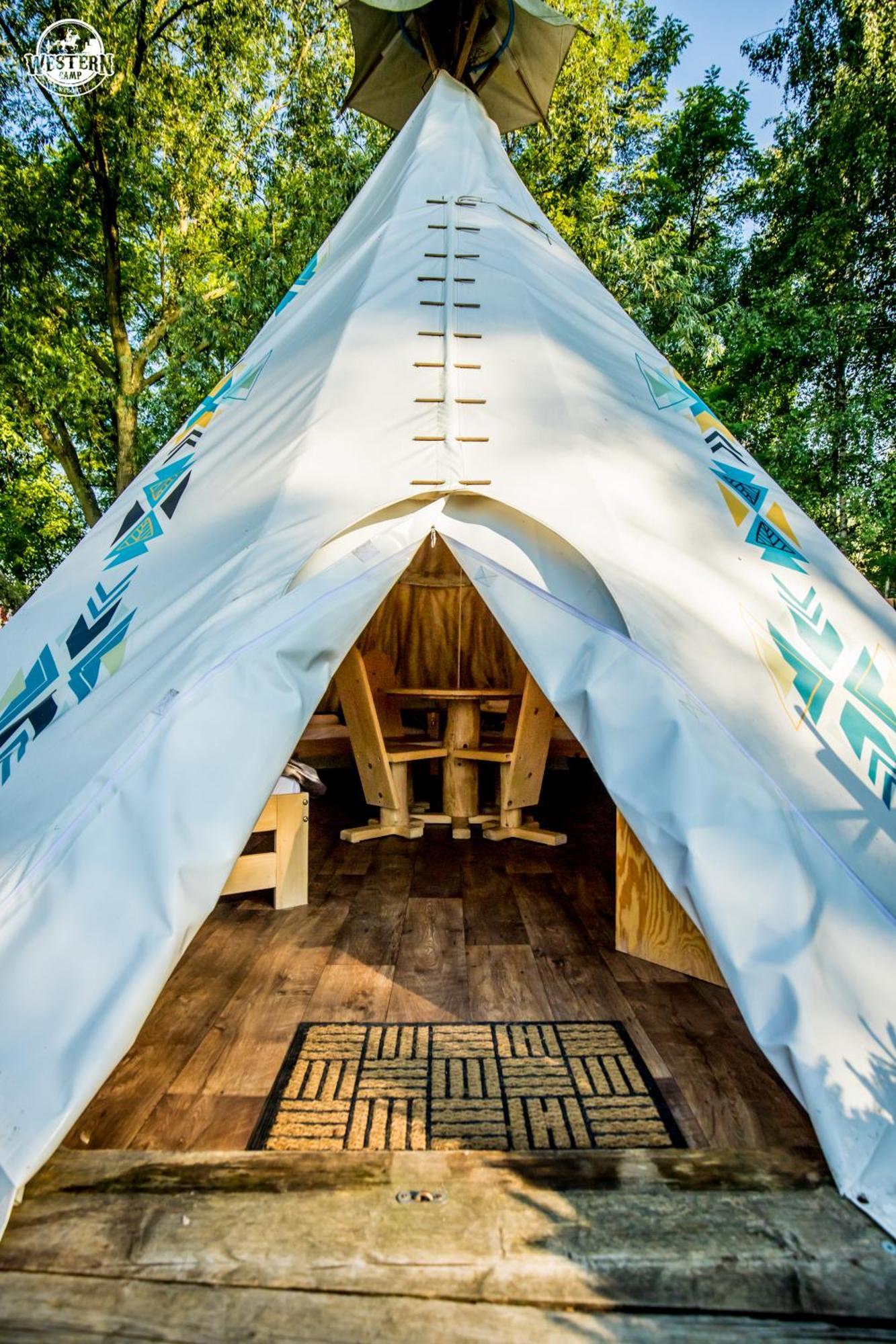 Western Camp Resort Zator Buitenkant foto