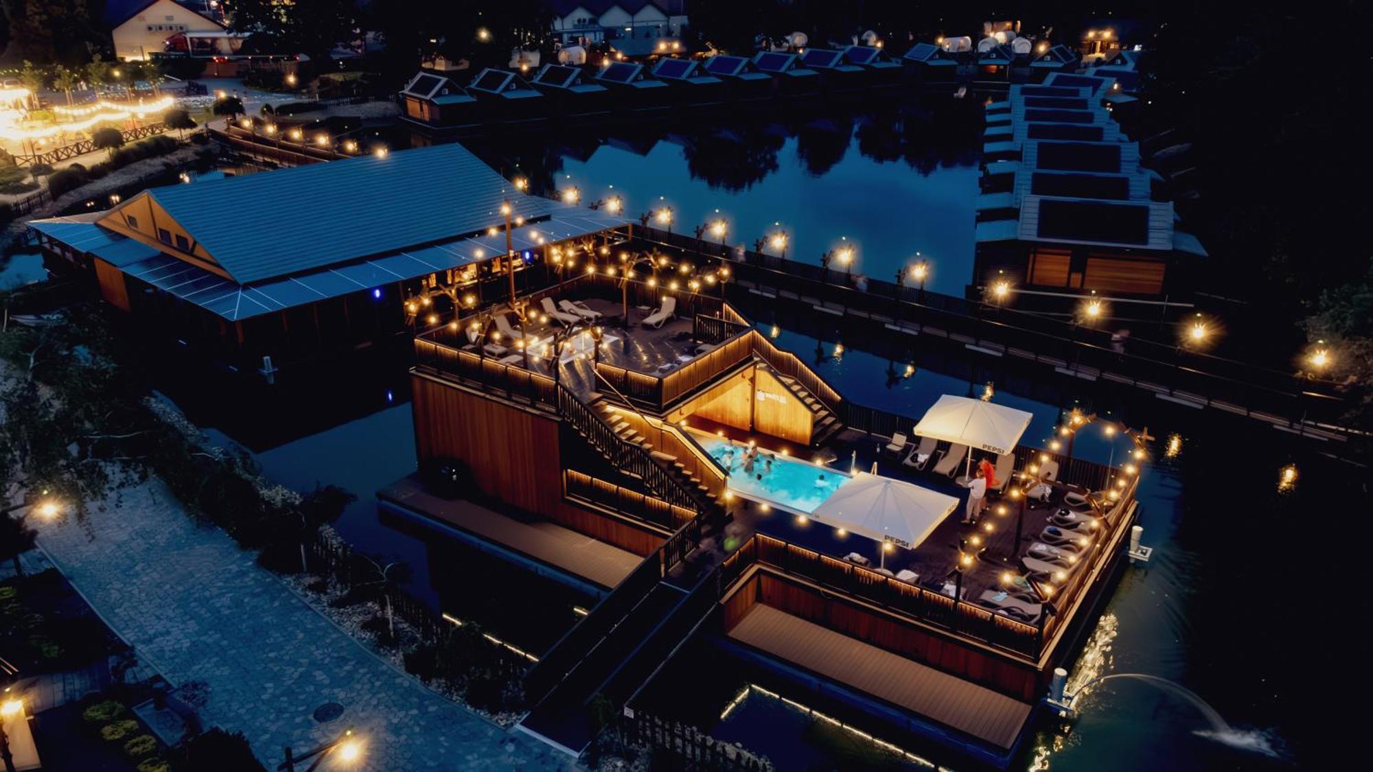 Western Camp Resort Zator Buitenkant foto